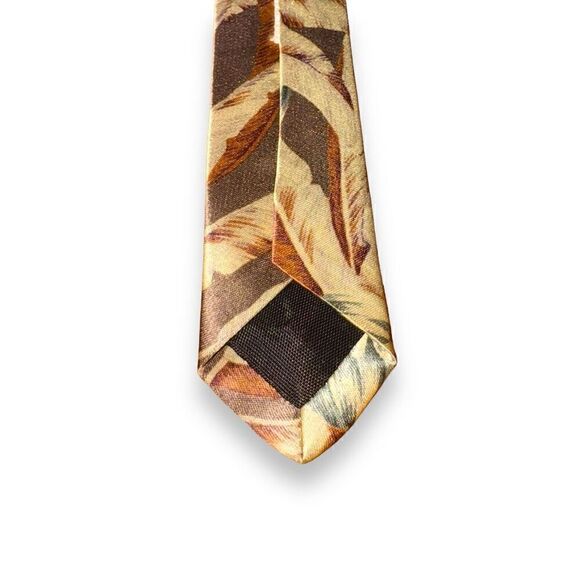Karl Lagerfeld Tan Feather Screenprint Handmade Silk Necktie - Picture 5 of 5
